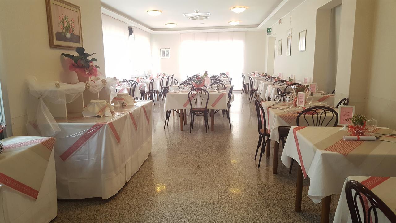 Albergo Sabrina Rimini Kültér fotó