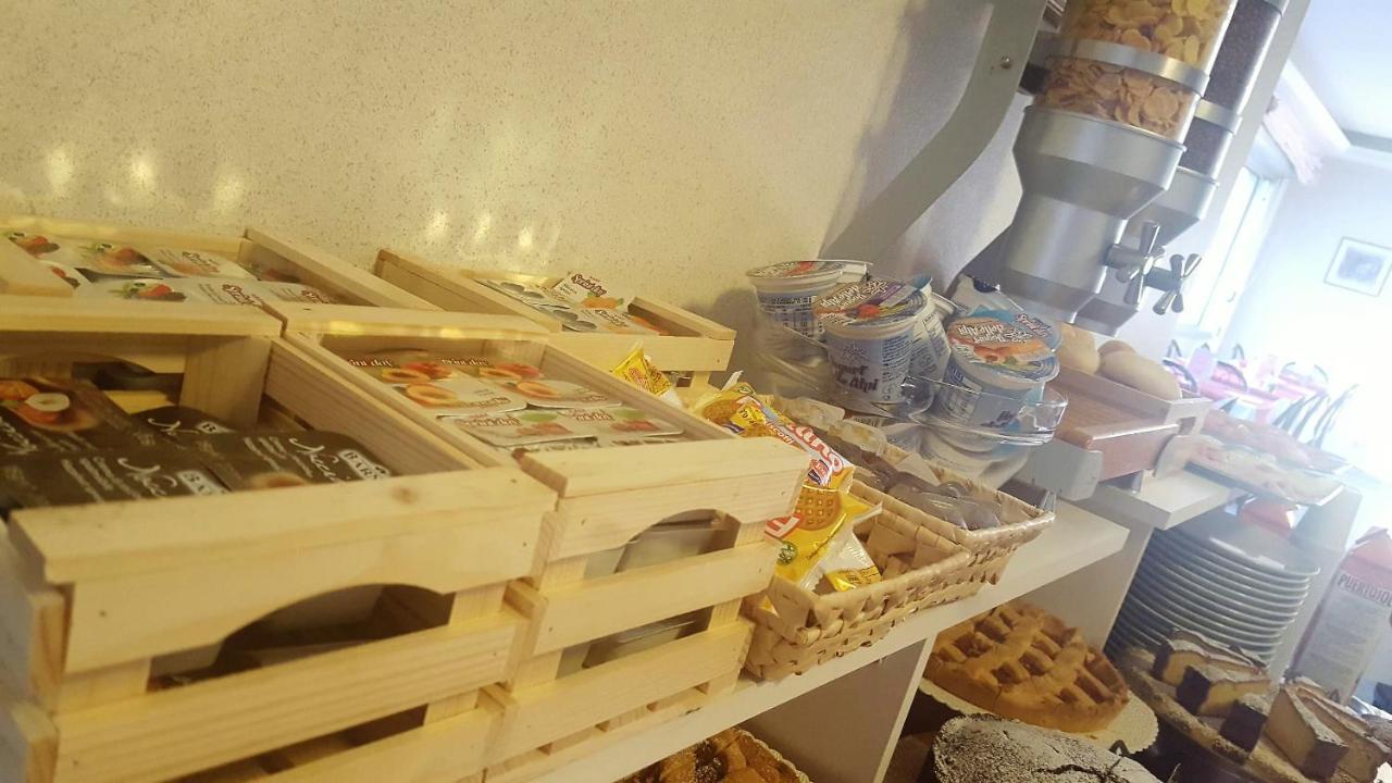 Albergo Sabrina Rimini Kültér fotó